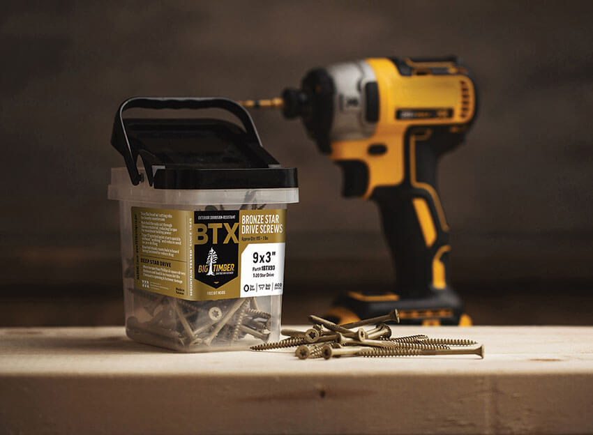 BTX container with screws